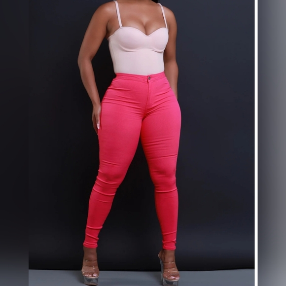 Swankaposh Super G High Waist Stretchy Jeans 2X Fuschia - Picture 4 of 4